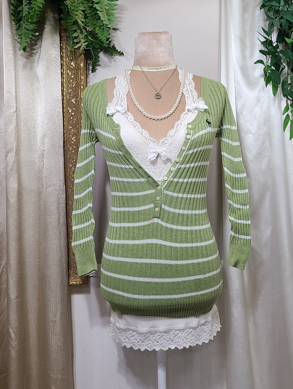 ♡ Y2K ♡ Abercrombie and Fitch Green Striped Babydoll Henley Sweater